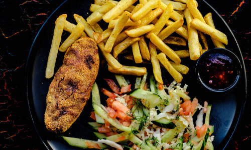 Šnicelis su skrudintom bulvytėm